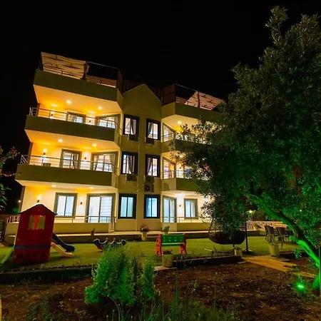 Near Kaputas, Luxury Apartment With Pool Kaş