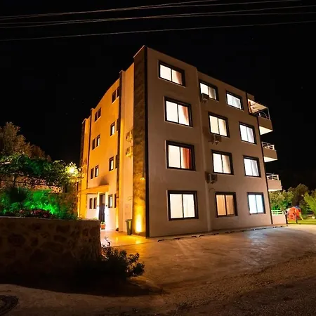 Apartamento Near Kaputas, Luxury Apartment With Pool Kaş