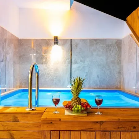 Near Kaputas, Luxury Apartment With Pool Apartamento